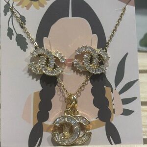 Silver Women's Jewelry Set